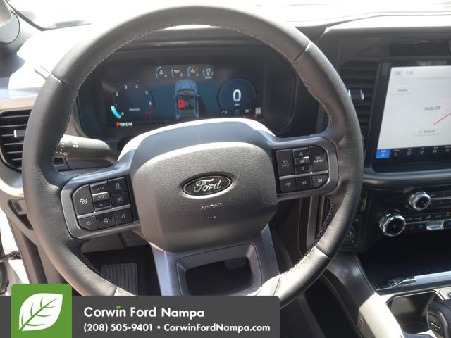 2025 Ford F-150 Lariat photo 14