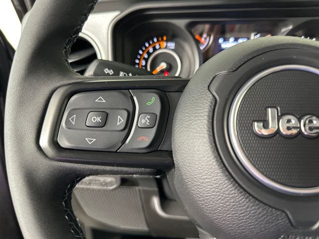 2025 Jeep Gladiator Sport S photo 12