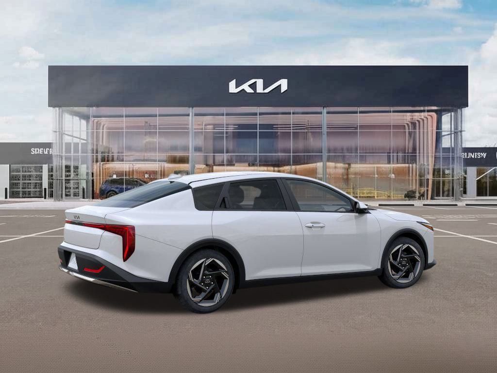 2025 Kia K4 EX photo 5
