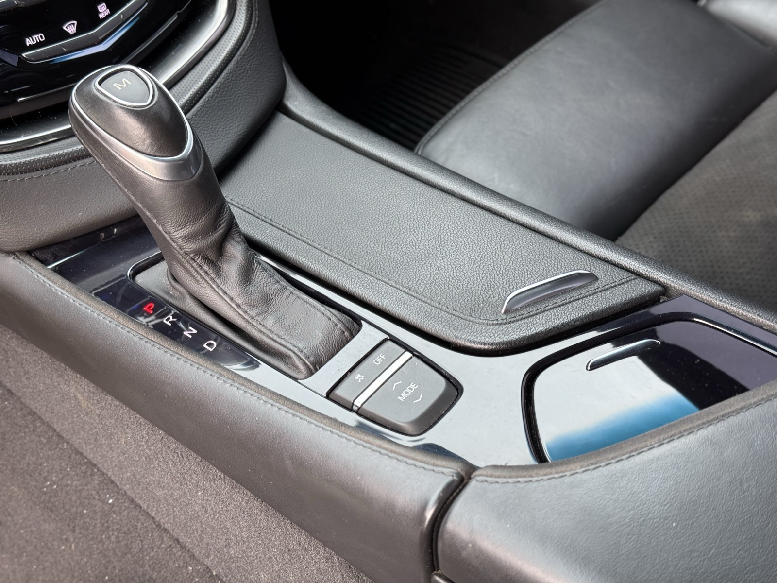 2017 Cadillac CTS Luxury photo 17