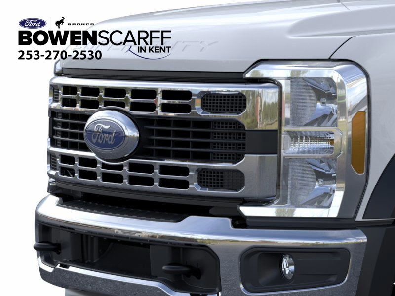 2025 Ford F-600 photo 16