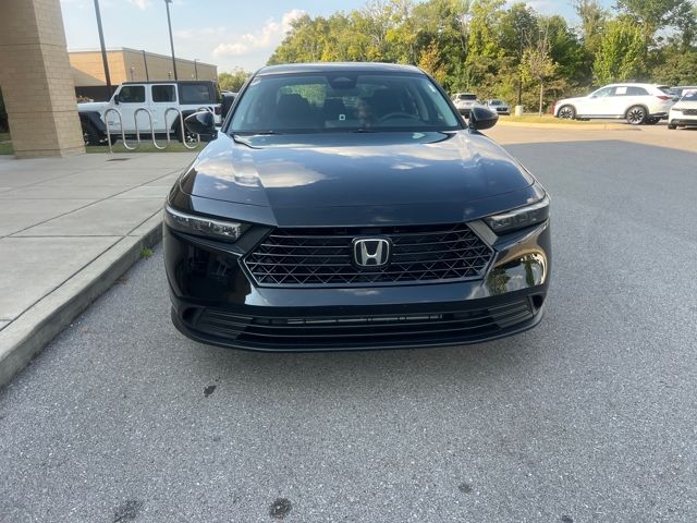2025 Honda Accord LX photo 7