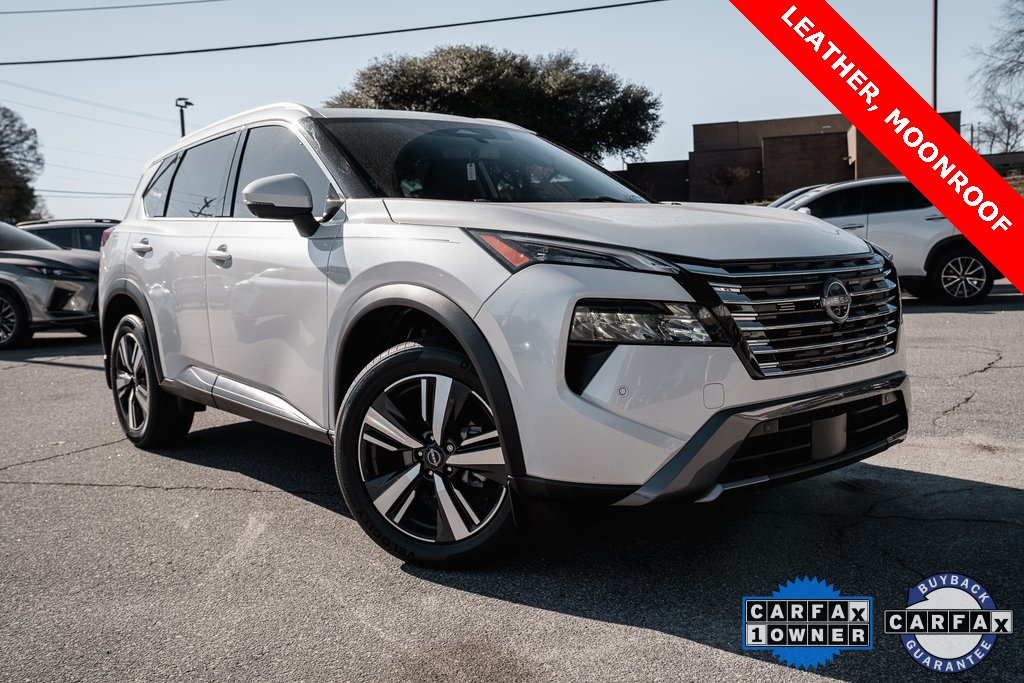 2024 Nissan Rogue SL's photo