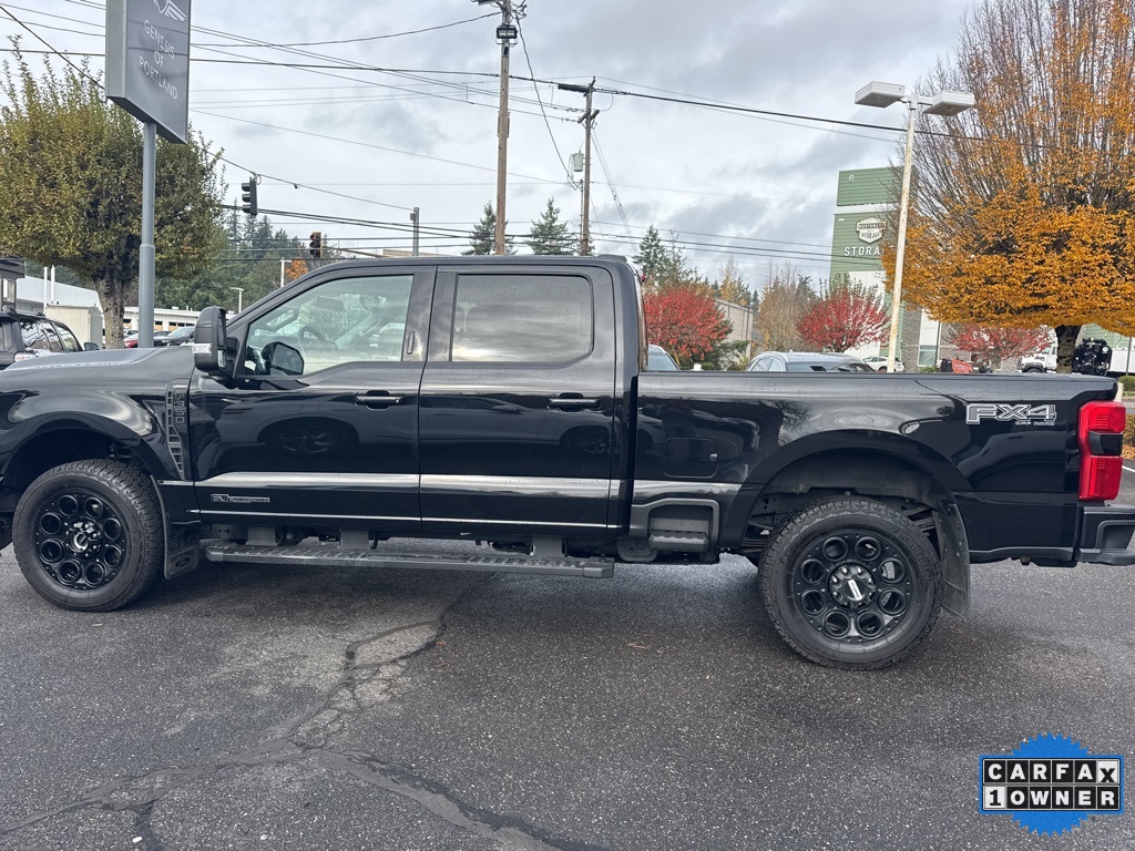 2024 Ford F-350 Lariat photo 3