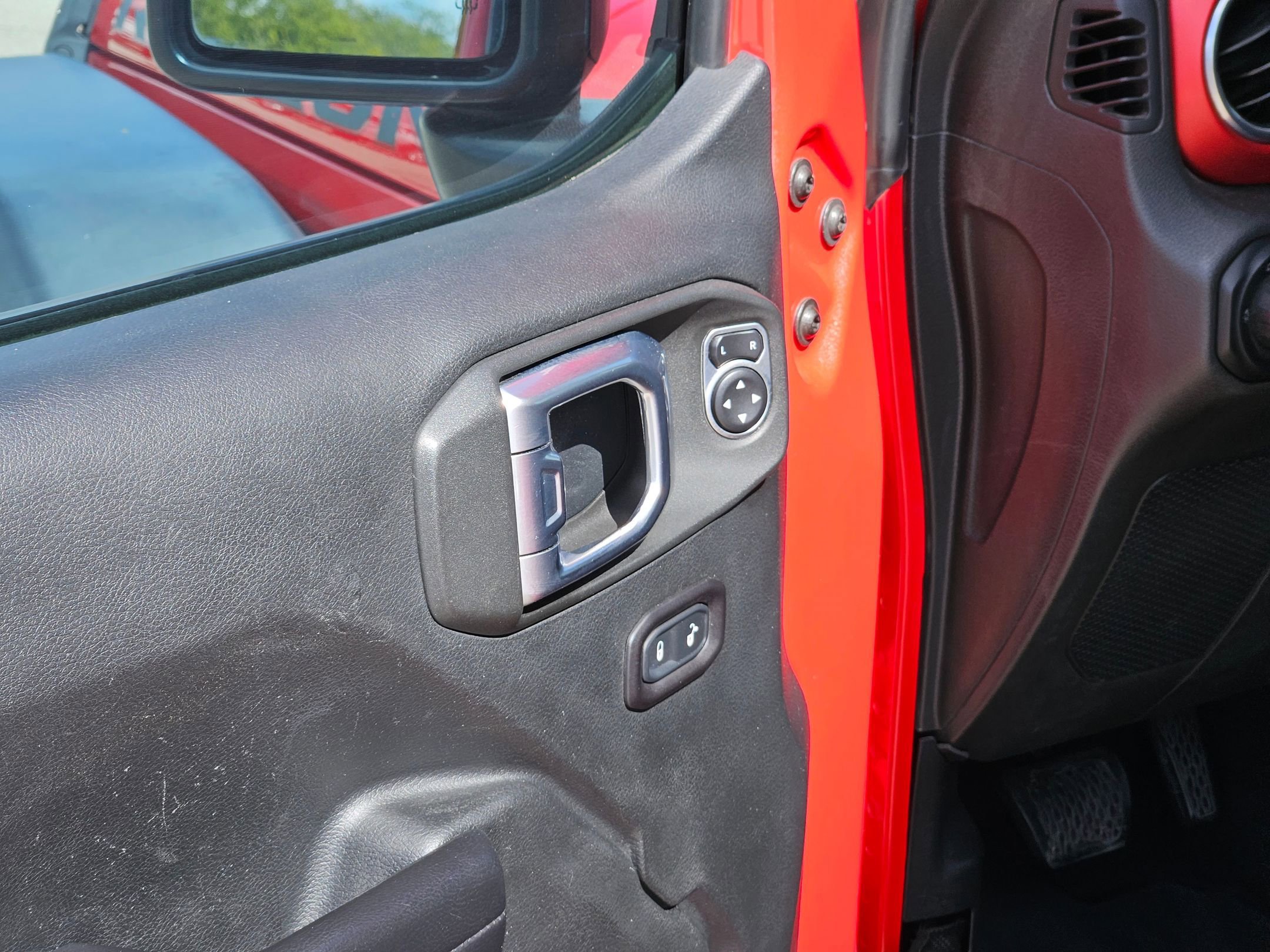 2018 Jeep Wrangler Unlimited Rubicon photo 11