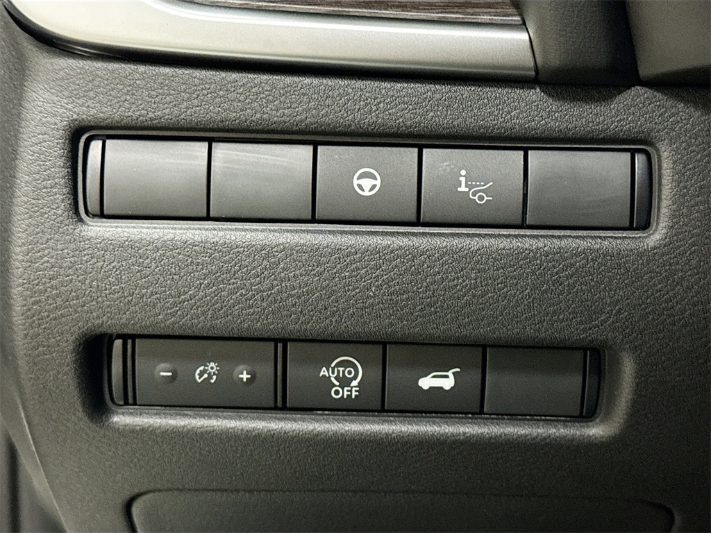 2026 Nissan Rogue Platinum photo 34