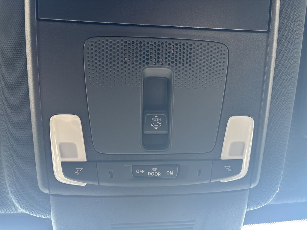 2025 Honda CR-V Hybrid Sport-L photo 23