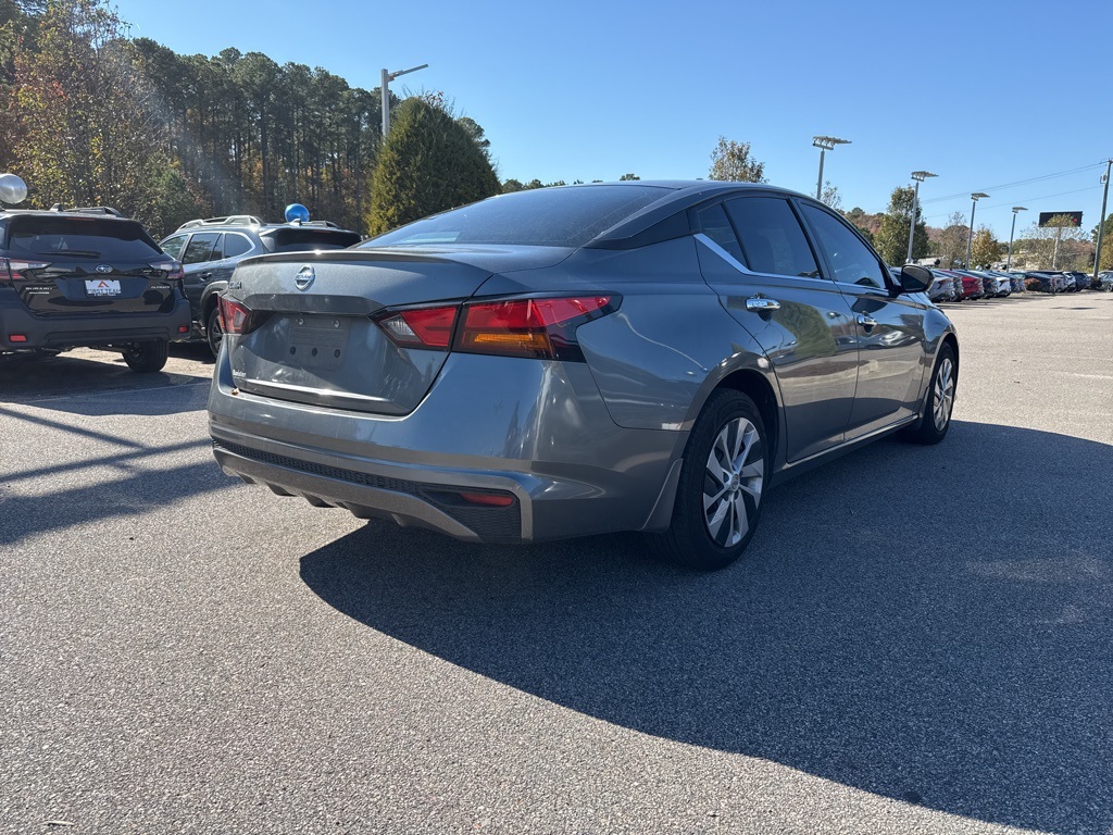 2021 Nissan Altima 2.5 S photo 3