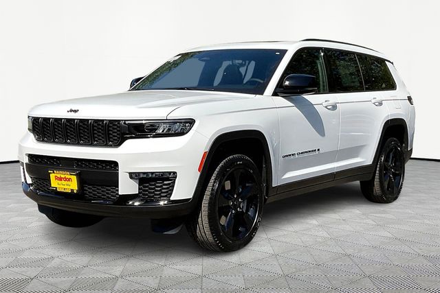2025 Jeep Grand Cherokee Limited photo 2