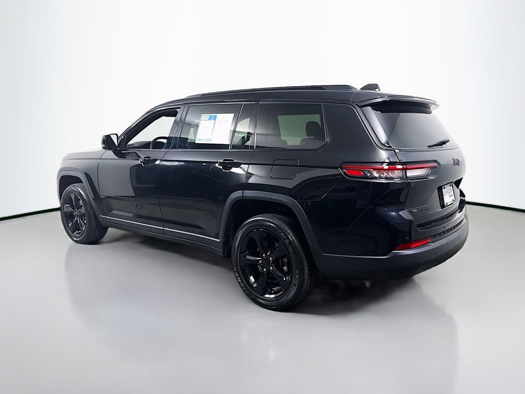 2023 Jeep Grand Cherokee Altitude photo 3