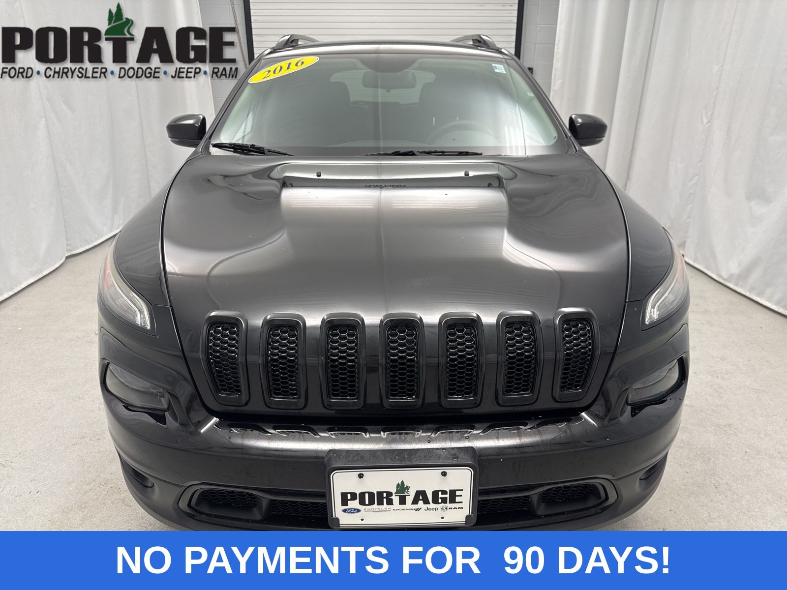 2016 Jeep Cherokee Altitude photo 6