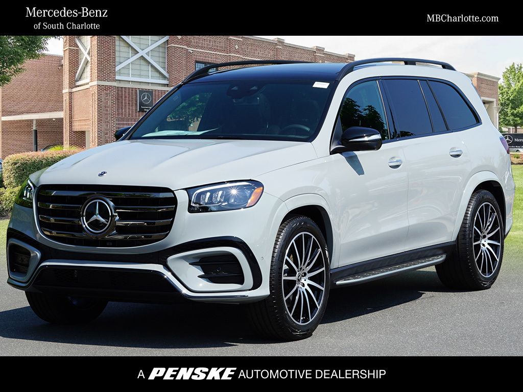 2025 Mercedes-Benz GLS Base's photo