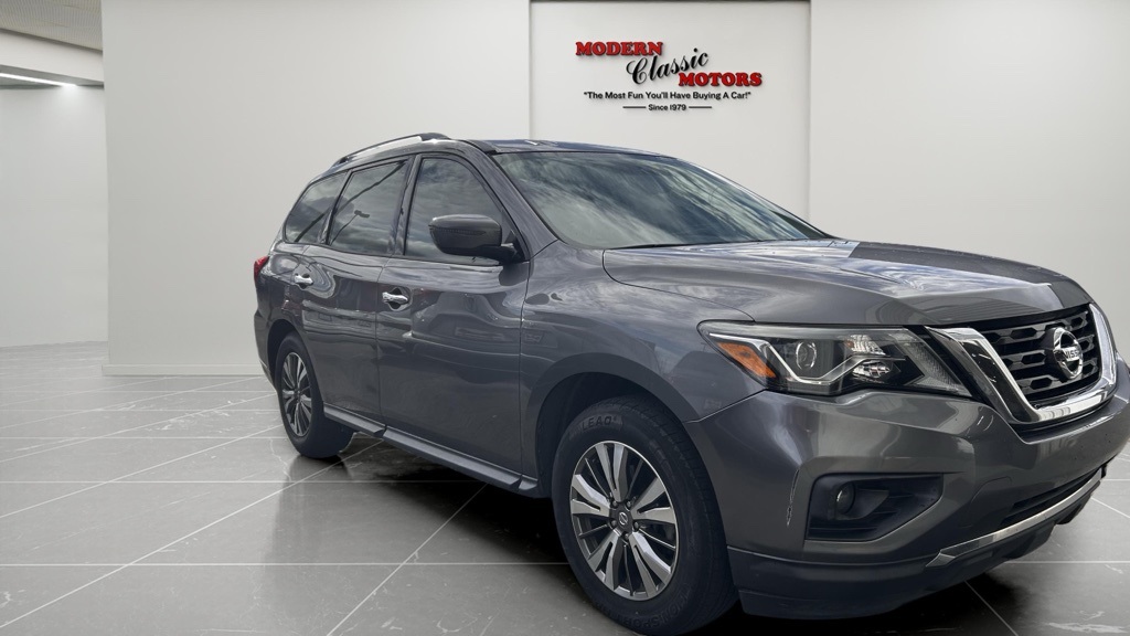 2020 Nissan Pathfinder SV's photo