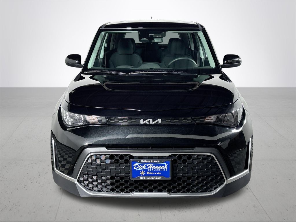 2025 Kia Soul LX photo 3