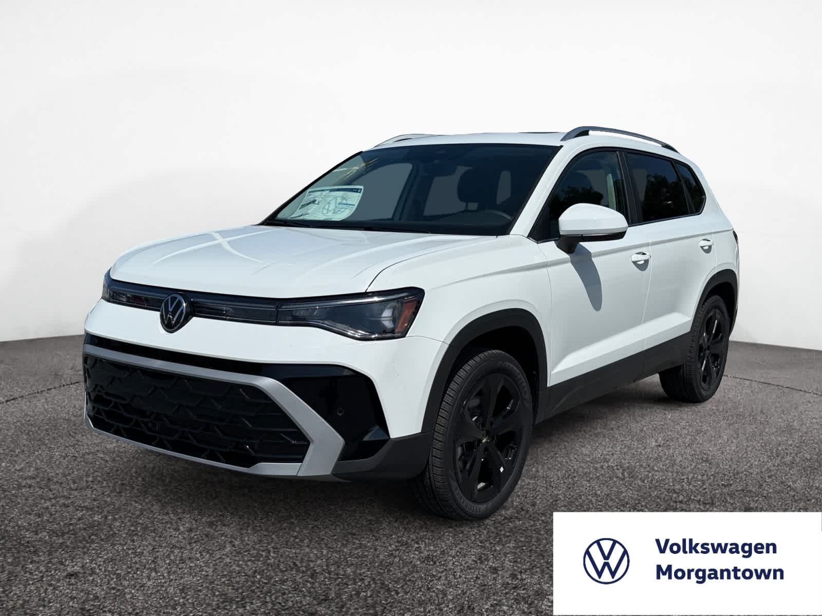 2025 Volkswagen Taos SEL's photo