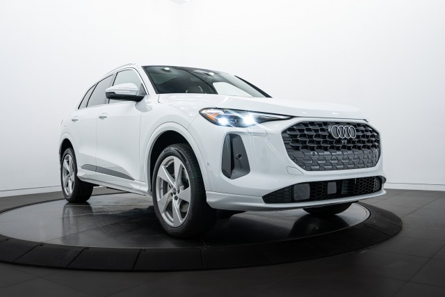 2025 Audi Q5 Premium Plus