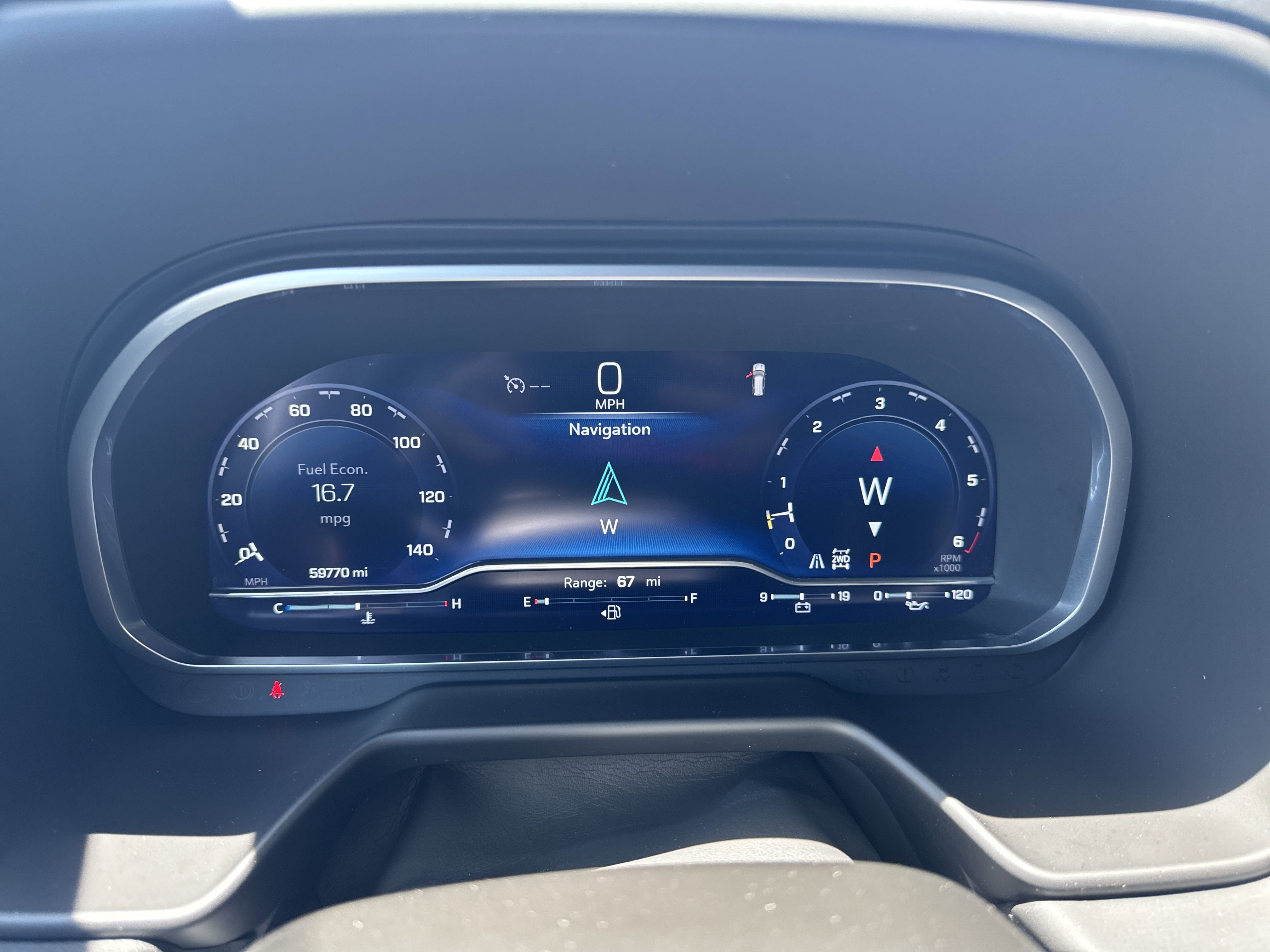 2023 Chevrolet Suburban LT photo 11