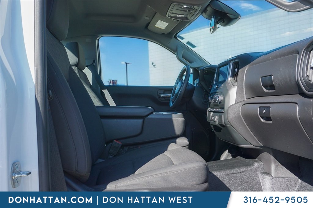 2024 Chevrolet Silverado 1500 photo 13
