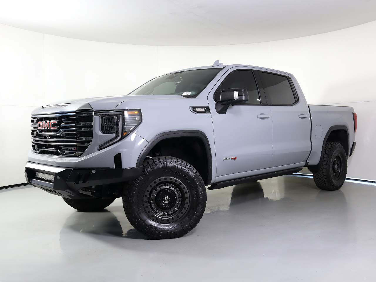 2024 GMC Sierra AT4's photo