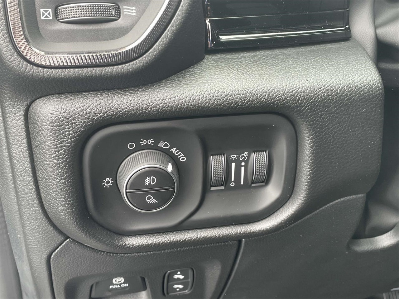 2026 Ram 1500 Rebel photo 10