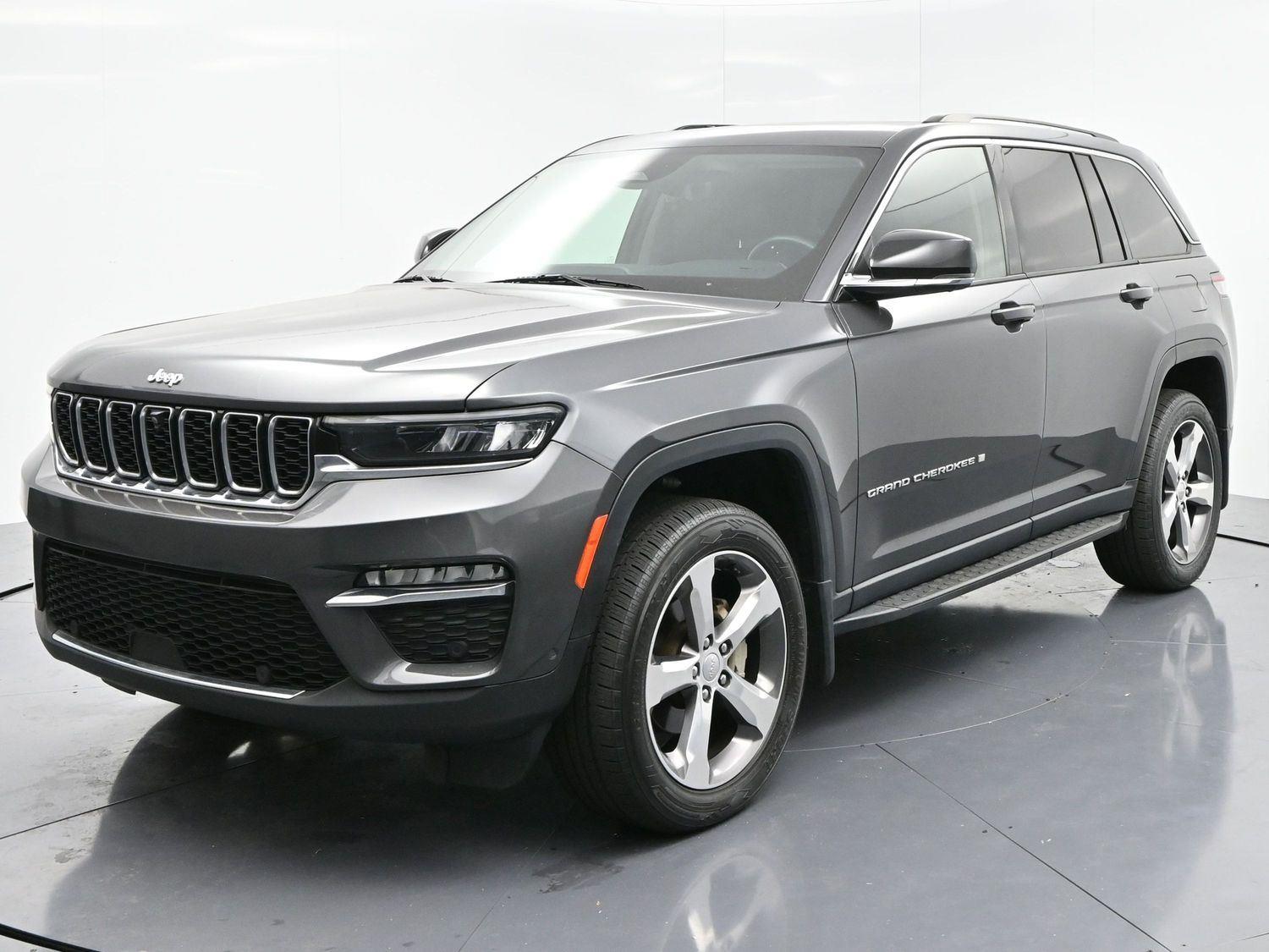 2022 Jeep Grand Cherokee Limited photo 3