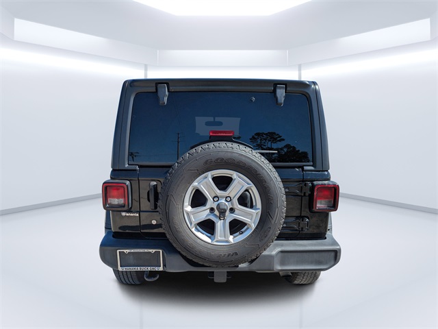 2020 Jeep Wrangler Sport S photo 4