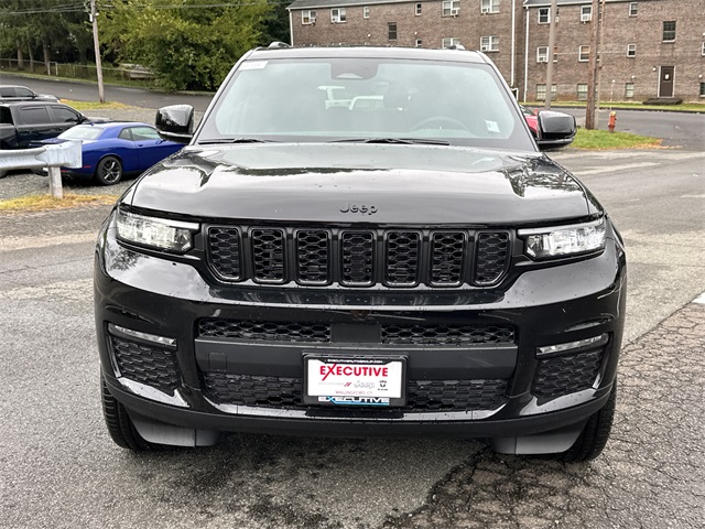 2025 Jeep Grand Cherokee Limited photo 6