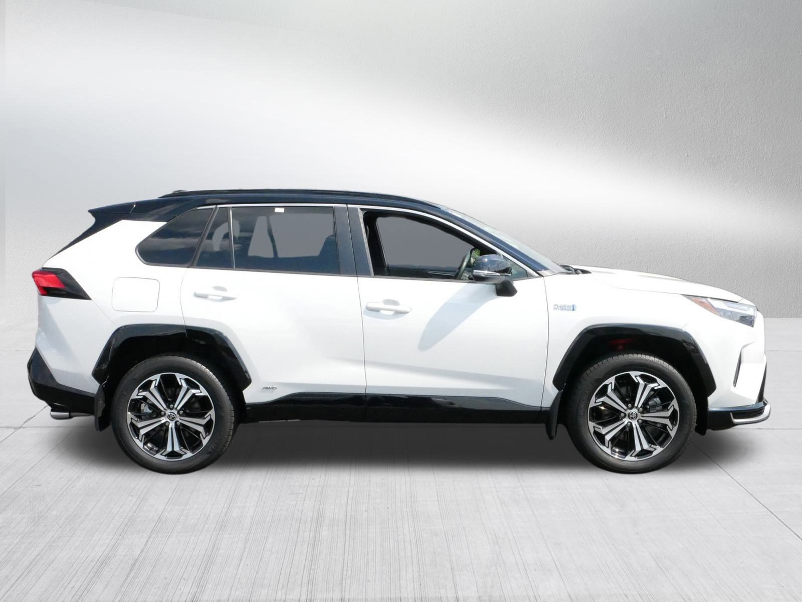 2023 Toyota RAV4 Prime XSE photo 7