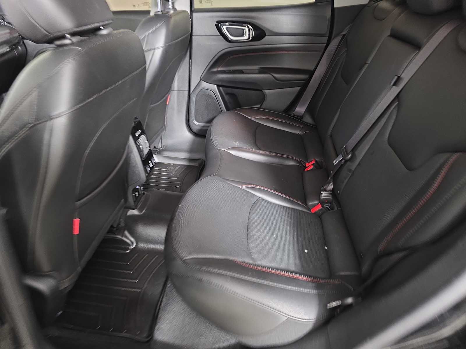 2022 Jeep Compass Trailhawk photo 27