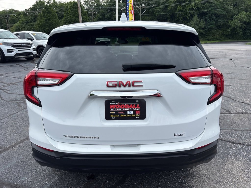 2024 Gmc Terrain SLE photo 5