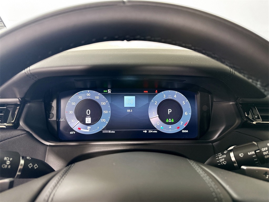 2026 Land Rover Range Rover Velar SE photo 15