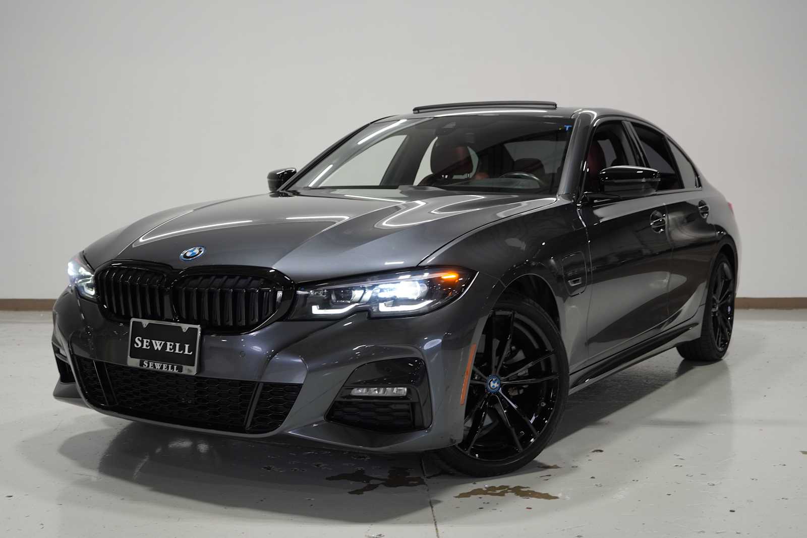 2022 BMW 3 Series 330e