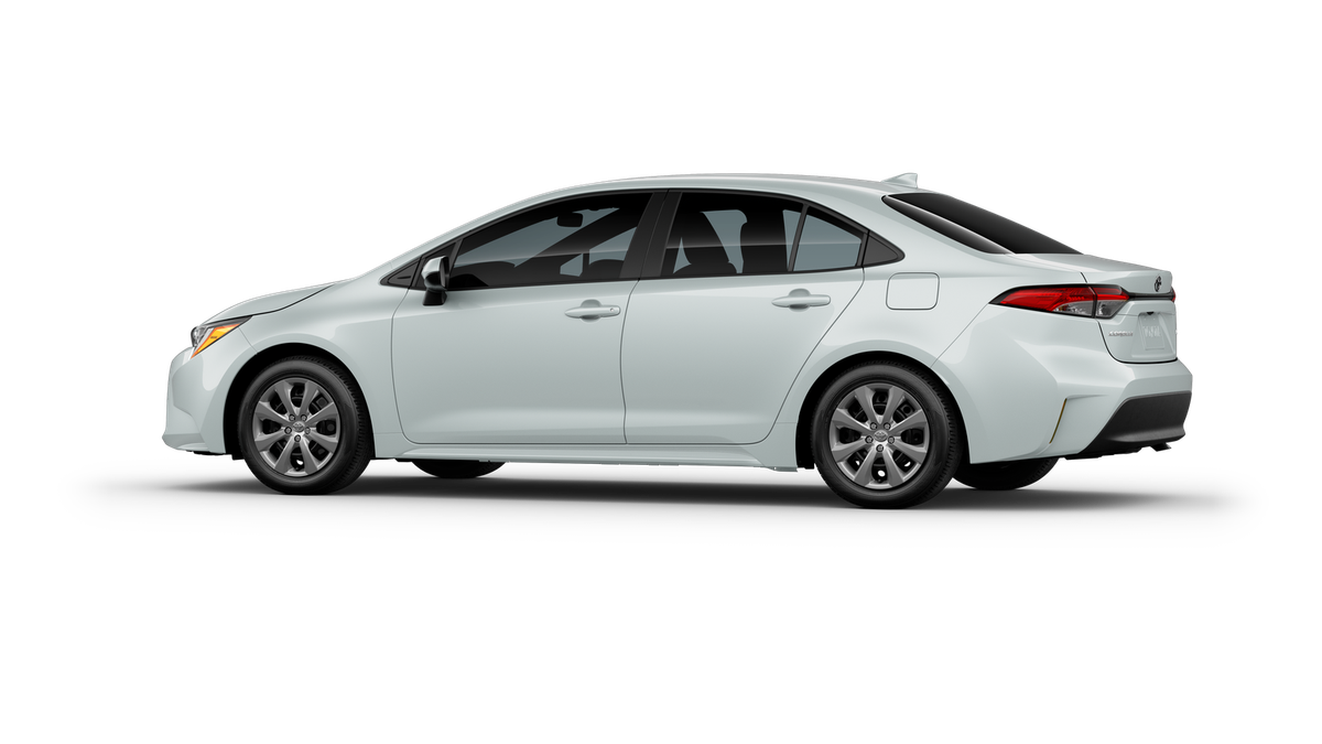 2025 Toyota Corolla LE photo 5