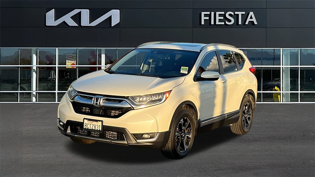2018 Honda CR-V Touring photo 2
