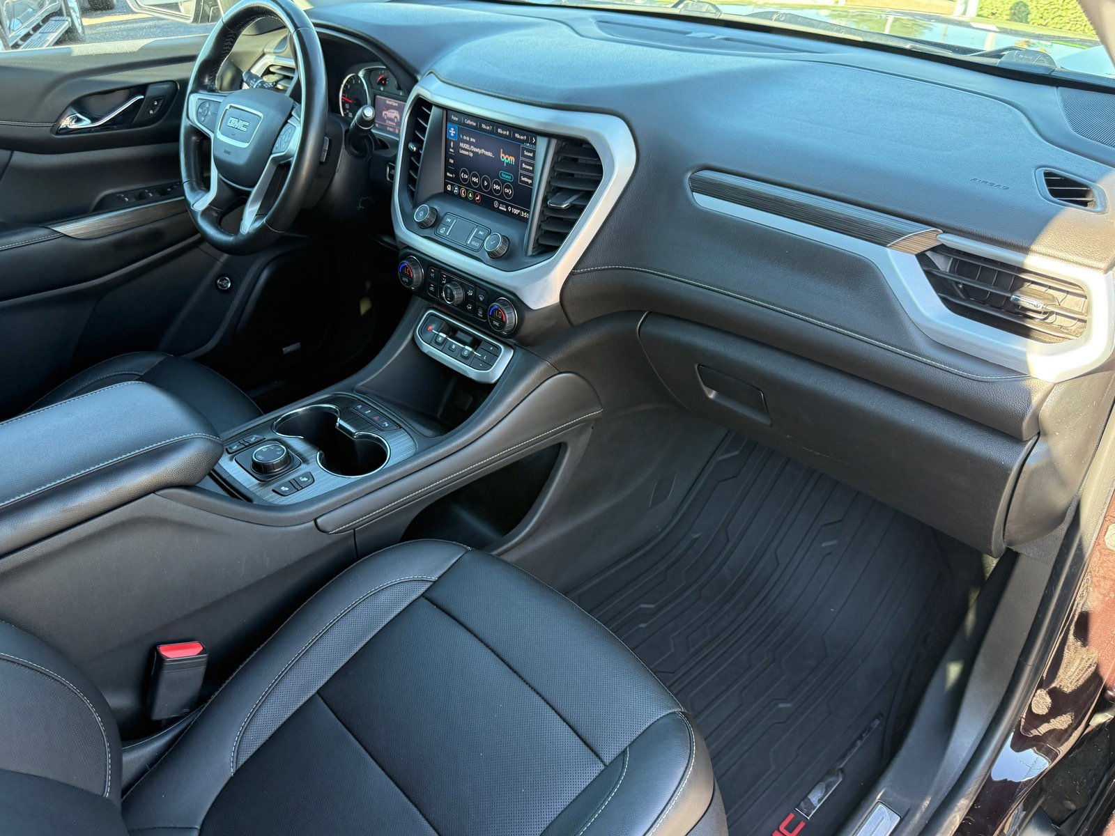 2020 Gmc Acadia SLT photo 24