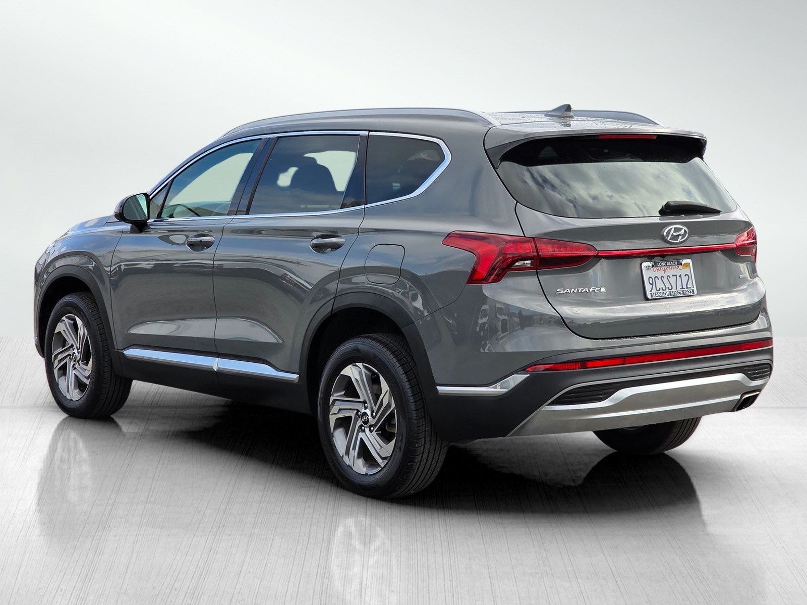 2022 Hyundai Santa Fe SEL photo 4