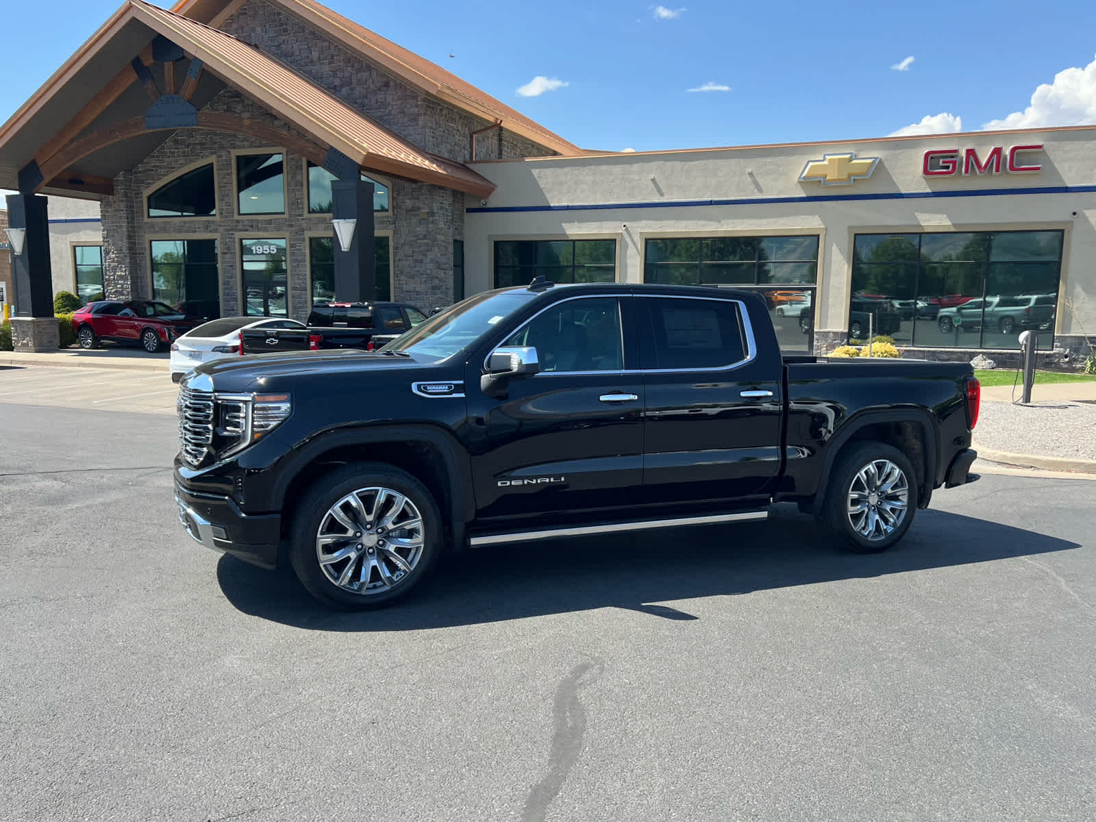 2026 GMC Sierra 1500 Denali's photo