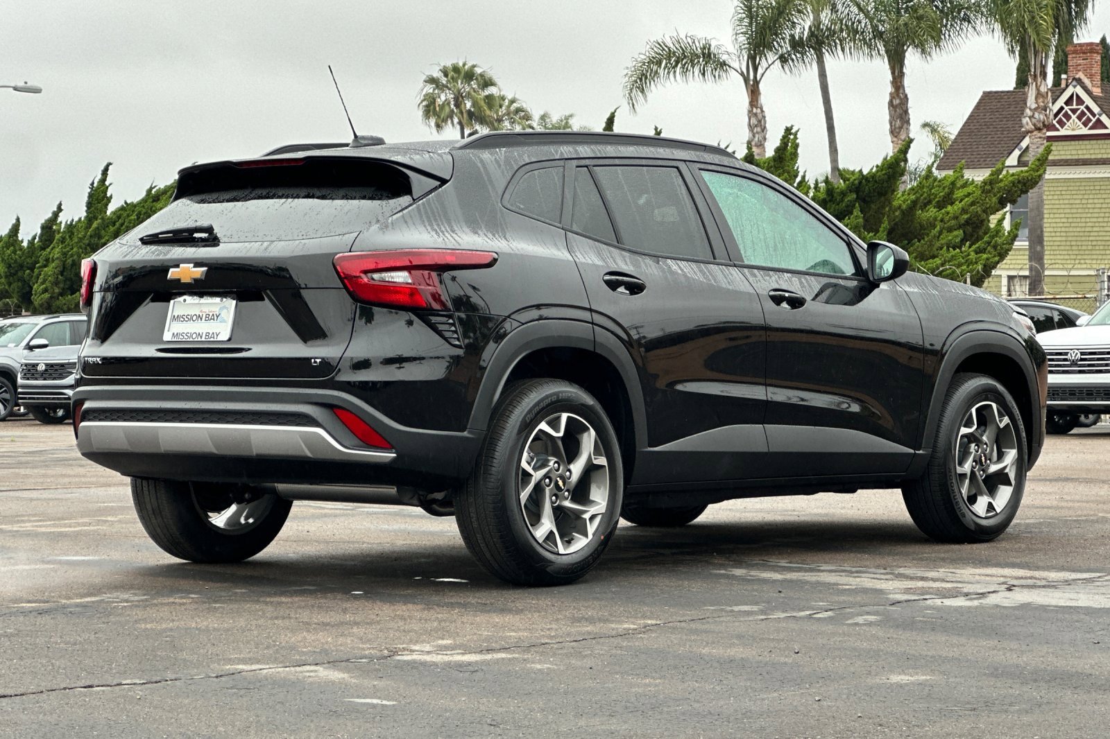 2025 Chevrolet Trax LT photo 4