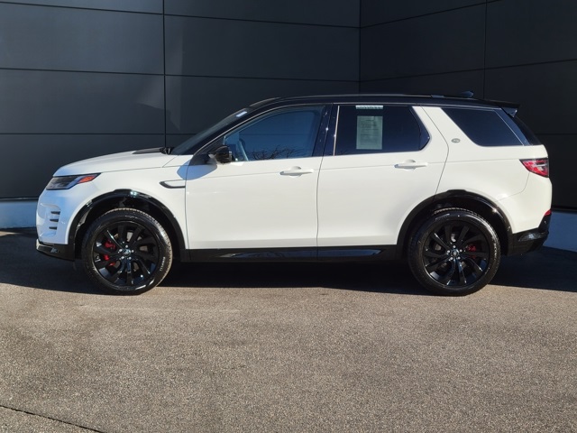 2025 Land Rover Discovery Sport SE photo 2