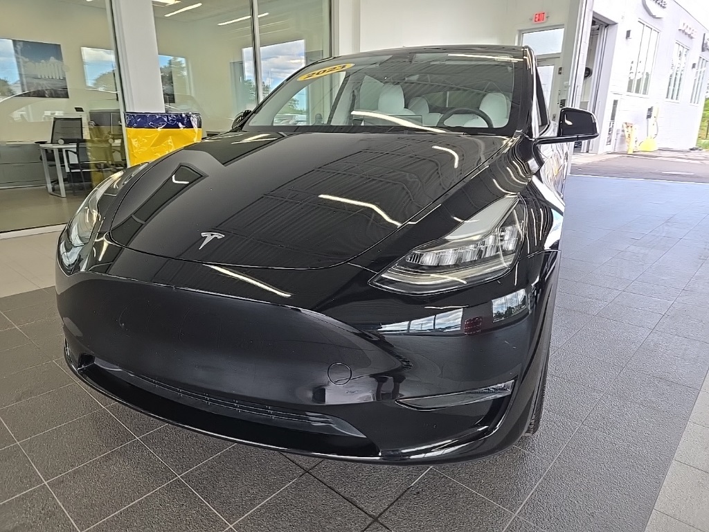 2023 Tesla Model Y Long Range photo 3