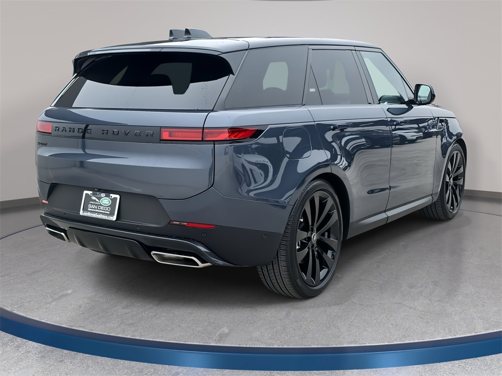 2025 Land Rover Range Rover Sport SE photo 2