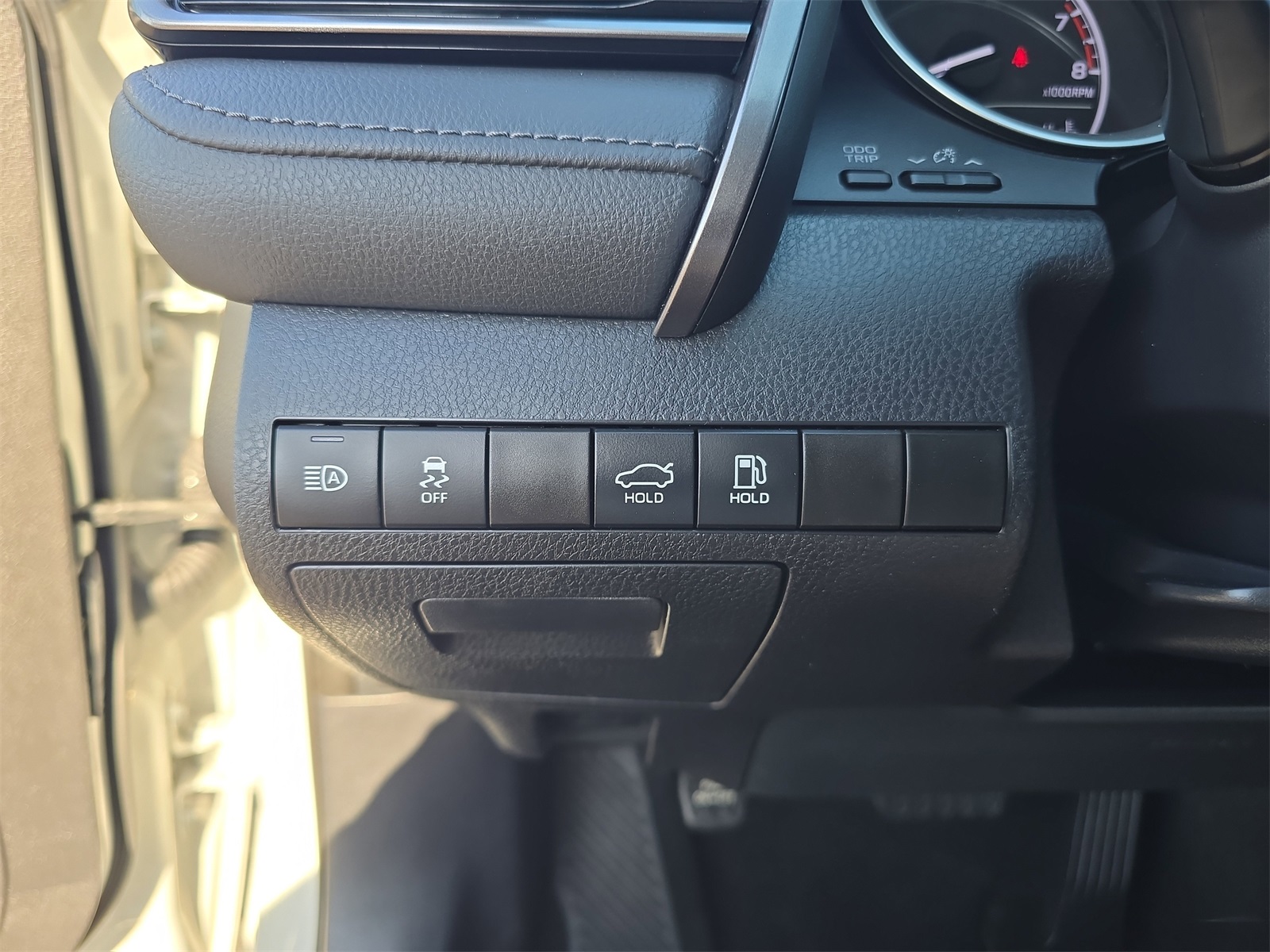 2023 Toyota Camry LE photo 22