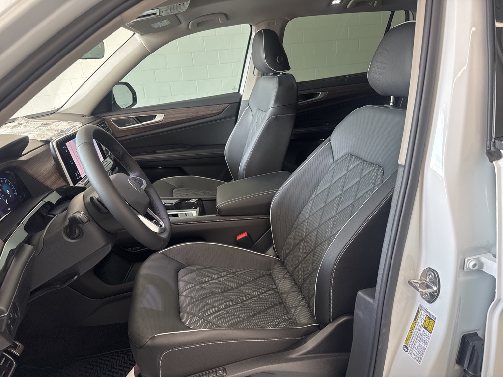 2026 Volkswagen Atlas SEL Premium R-Line photo 9