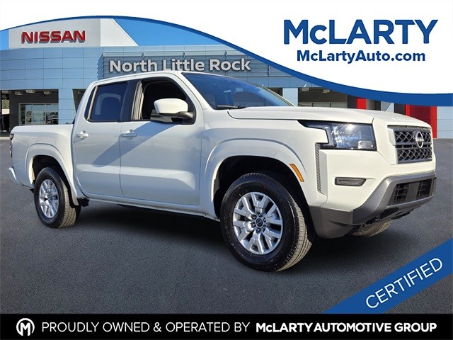 2022 Nissan Frontier SV's photo