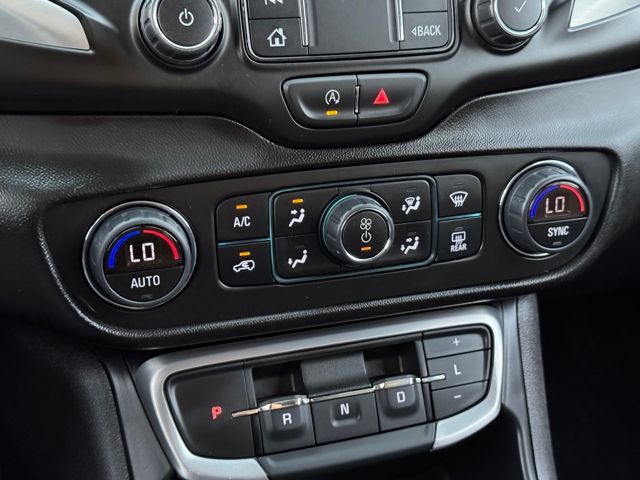 2024 Gmc Terrain SLT photo 12