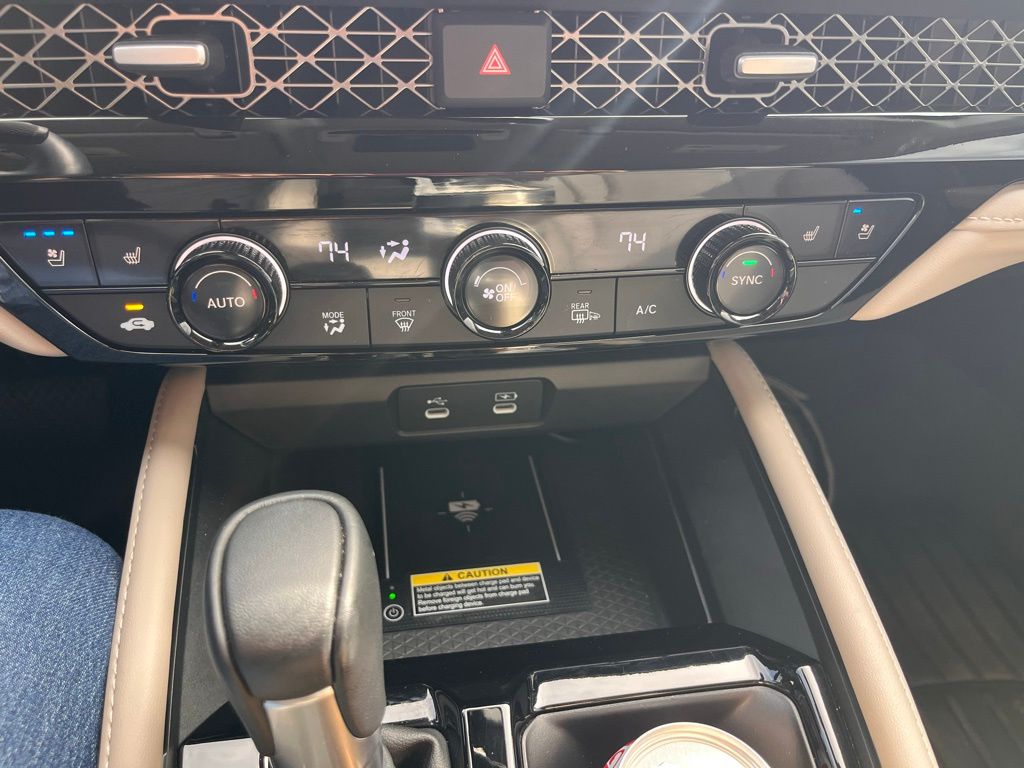 2024 Honda Accord Hybrid Touring photo 10