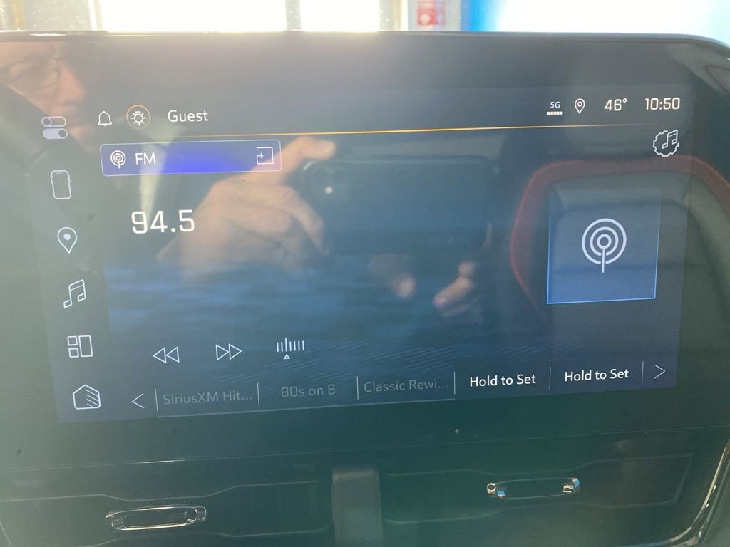 2026 Chevrolet Equinox RS photo 2