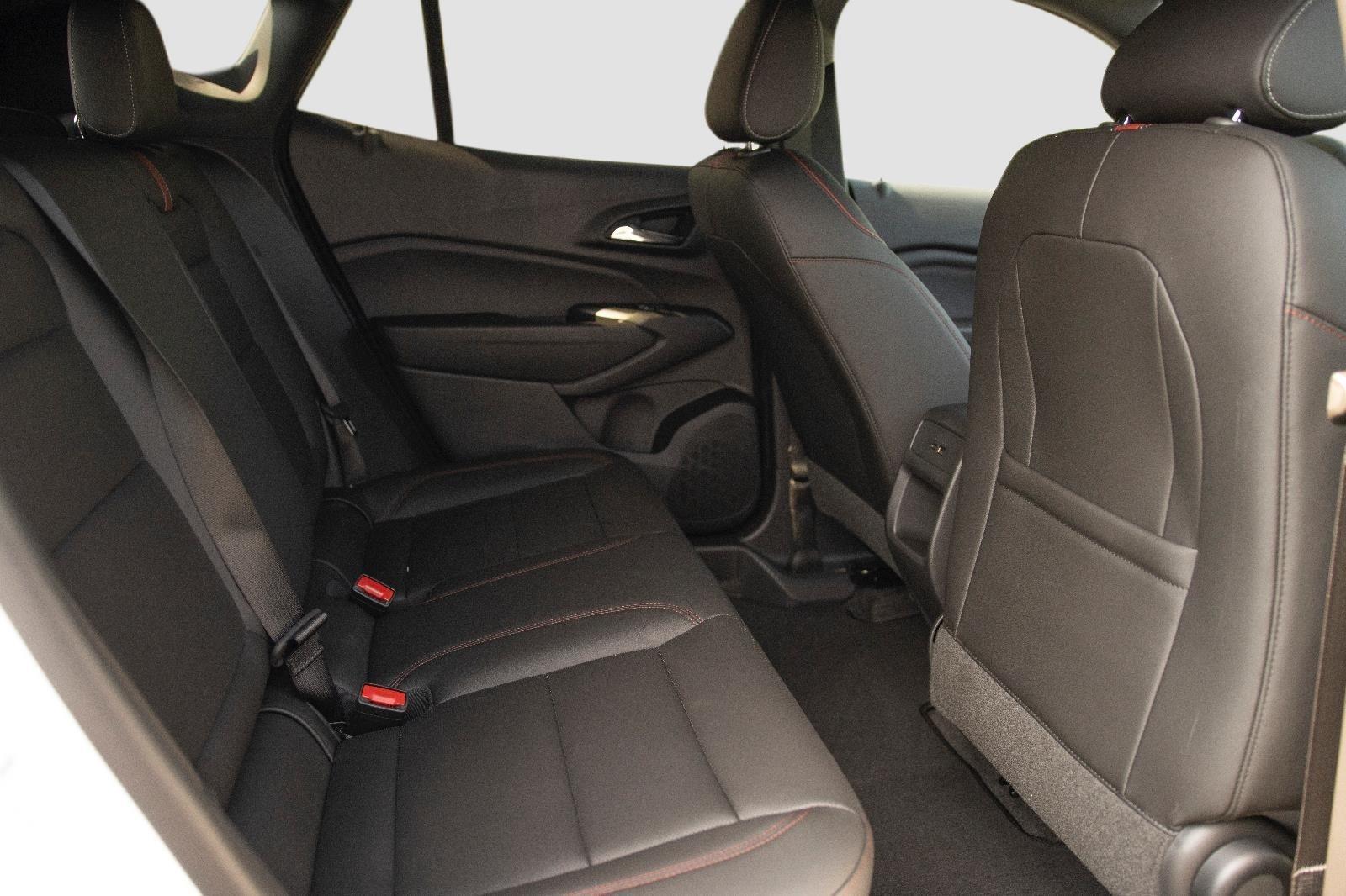 2025 Chevrolet Trax photo 21