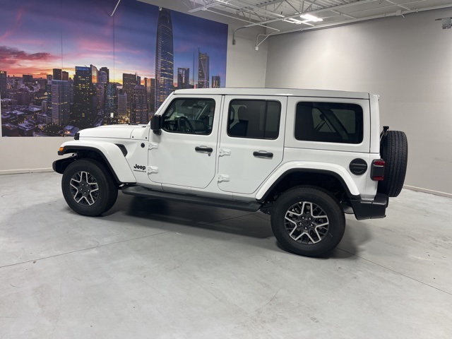 2026 Jeep Wrangler Sahara photo 4