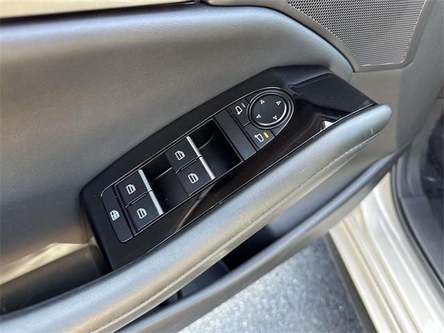 2025 Mazda Mazda3 2.5 Select Sport photo 27